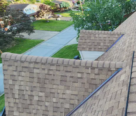 roof under construction